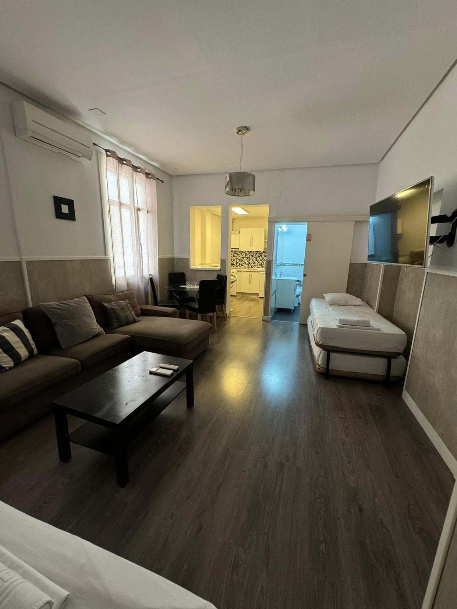 Aparsol Apartments Madrid Exterior photo